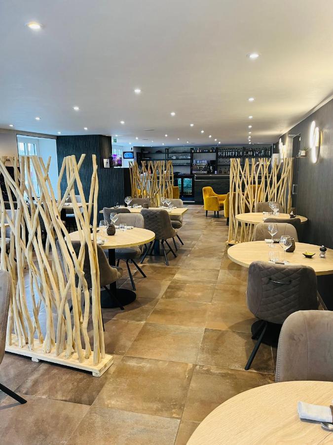 Hotel Restaurant De La Marne Paimpol Bagian luar foto