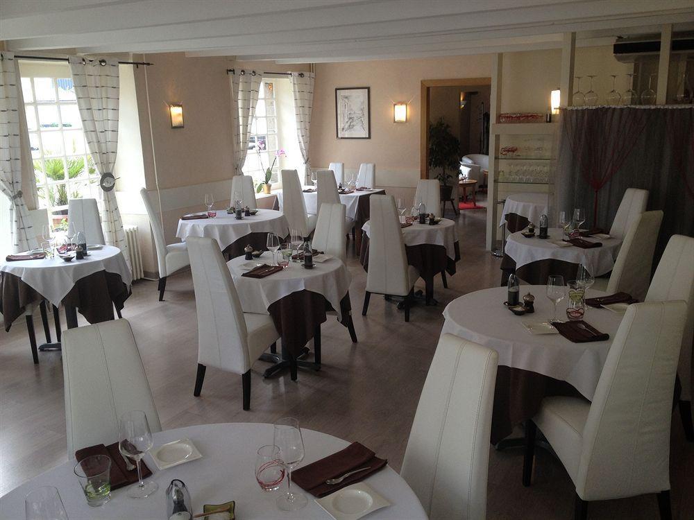 Hotel Restaurant De La Marne Paimpol Bagian luar foto