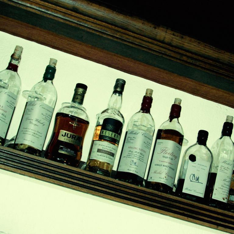 Hotel Restaurant De La Marne Paimpol Bagian luar foto