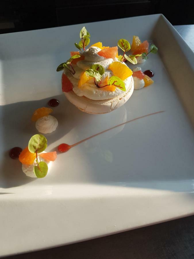Hotel Restaurant De La Marne Paimpol Bagian luar foto